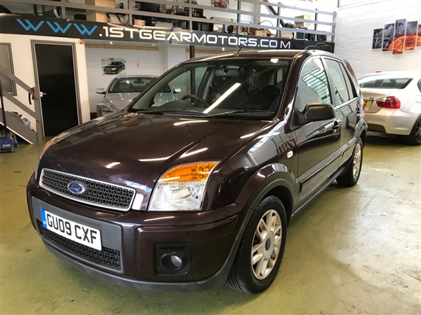 Ford Fusion 1.6 Zetec 5dr Auto [Climate]