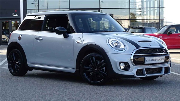 Mini Hatch 2.0 Cooper S D 3dr Auto [Chili/JCW Sport Pack]