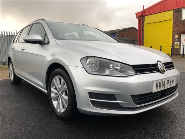 Volkswagen Golf 1.6 TDI SE TURBO DIESEL ESTATE  MILES