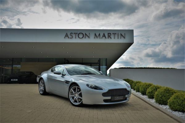 Aston Martin Vantage V8 2-door Coupe