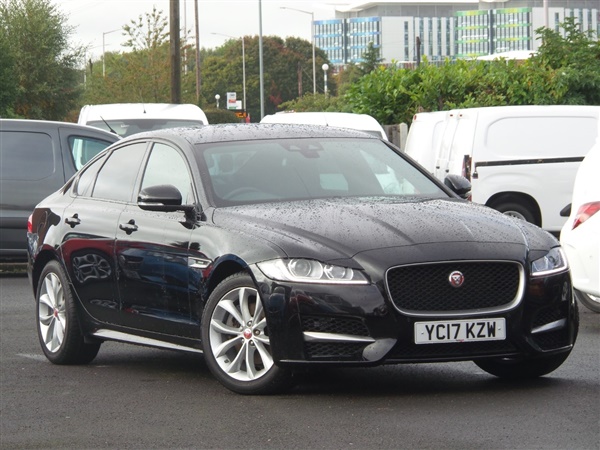 Jaguar XF 2.0D 180PS R-SPORT 4DR AUTO