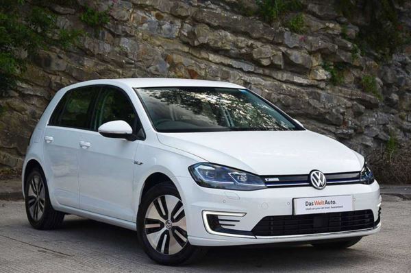 Volkswagen Golf MK7 Facelift E (136ps) + WINTER PACK/KEYLESS