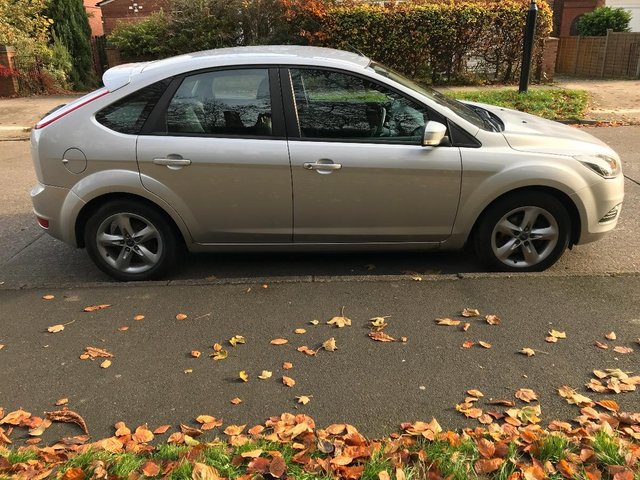 Ford Focus 1.8 Zetec 5dr