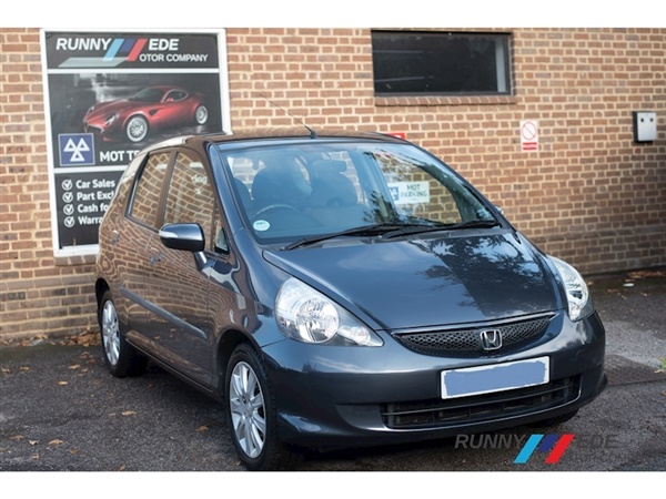 Honda Jazz Jazz Dsi Se Hatchback 1.3 Cvt Petrol