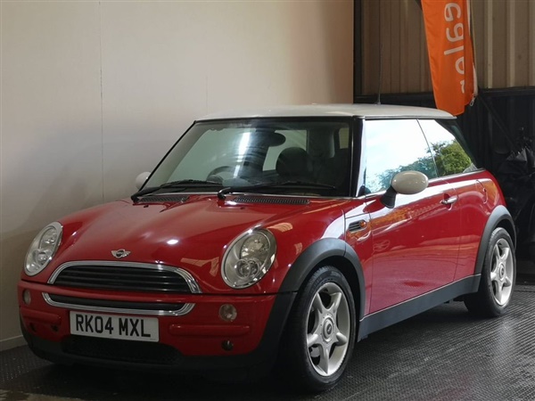 Mini Hatch 1.6 Cooper Hatchback 3dr Petrol Manual (166 g/km,