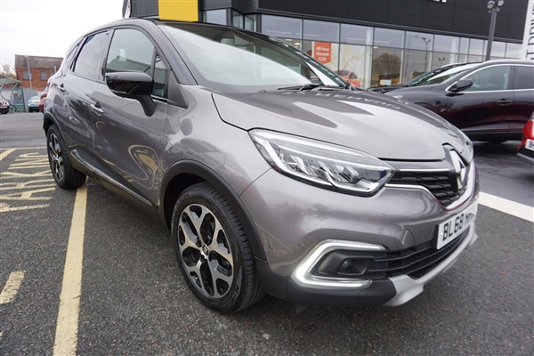 Renault Captur 0.9 TCe GT Line SUV 5dr Petrol (s/s) (90 ps)