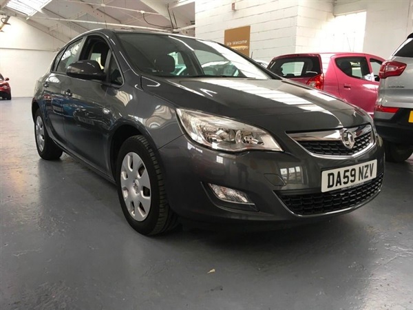 Vauxhall Astra EXCLUSIV ONLY  MILES!!