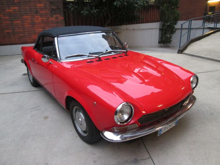 Fiat - 124 Spider Bs