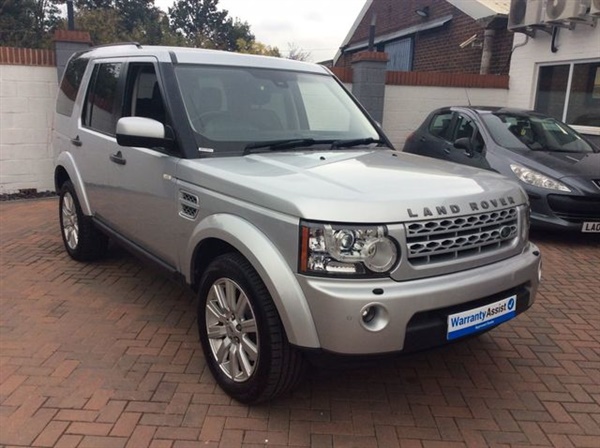 Land Rover Discovery 3.0 4 SDV6 HSE 5d AUTO 255 BHP