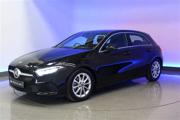 Mercedes-Benz A Class 1.5 A180d Sport (Executive) 7G-DCT