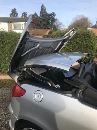 PEUGEOT FULL MOT CABRIOLET 1.6 PETROL 206cc