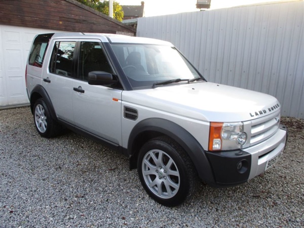 Land Rover Discovery 2.7 Td V6 S 5dr Auto FSH - STUNNING CAR