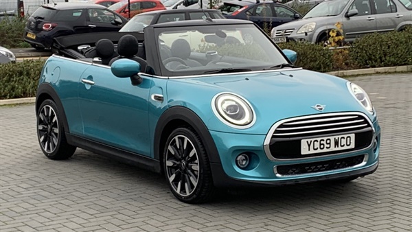 Mini Convertible 1.5 Cooper Exclusive II 2dr [Comfort Pack]