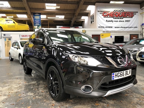 Nissan Qashqai Qashqai Dci Black Edition Hatchback 1.5