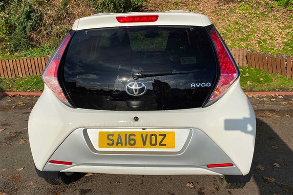 Toyota Aygo 1.0 VVT-i X-Pure 5dr