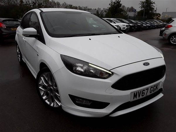 Ford Focus 1.5 TDCI 120PS ST-LINE 5DR