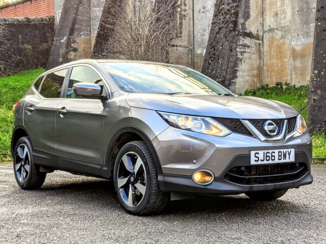  NISSAN QASHQAI