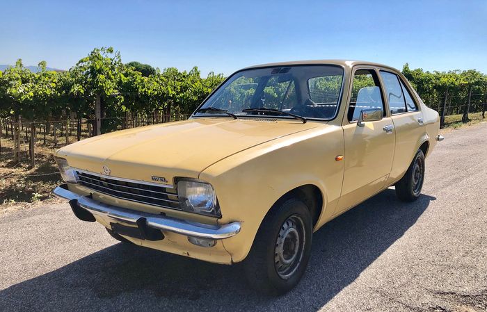 Opel - Kadett  S- 