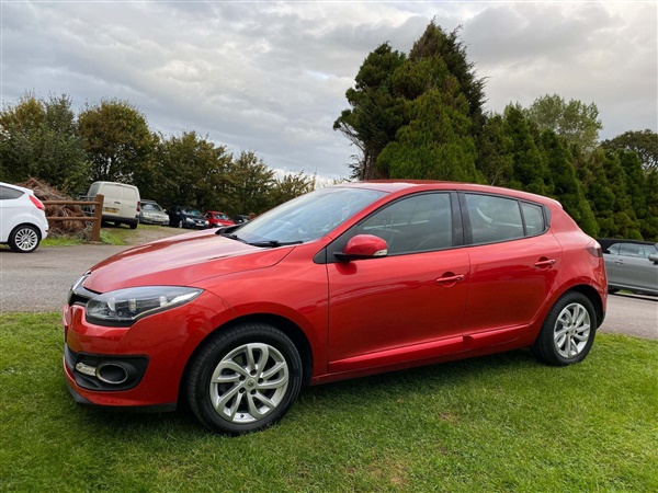 Renault Megane 1.5 dCi Dynamique Nav EDC Auto 5dr