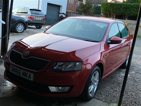 Skoda Octavia 2.0 TDI SE Business 5dr