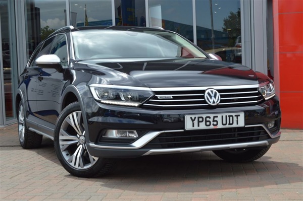 Volkswagen Passat 2.0 TDI MOTION 5dr DSG Estate Auto