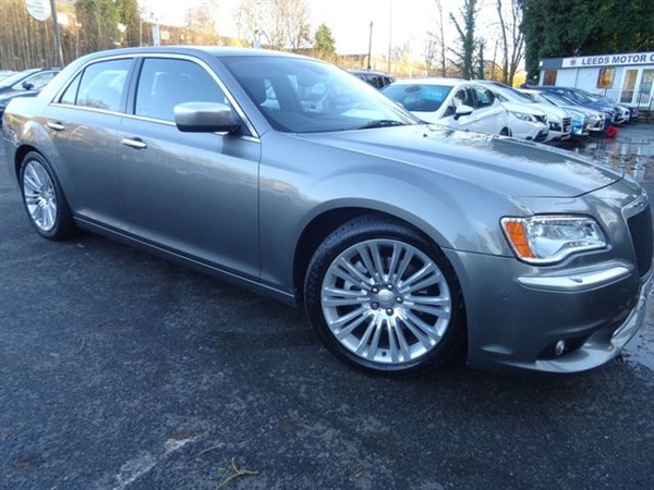 Chrysler 300C 3.0 CRD EXECUTIVE 4d 236 BHP Auto