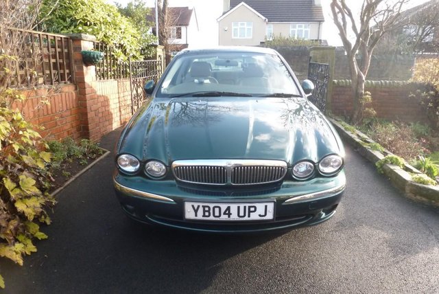 Jaguar 2.0D SE  one owner