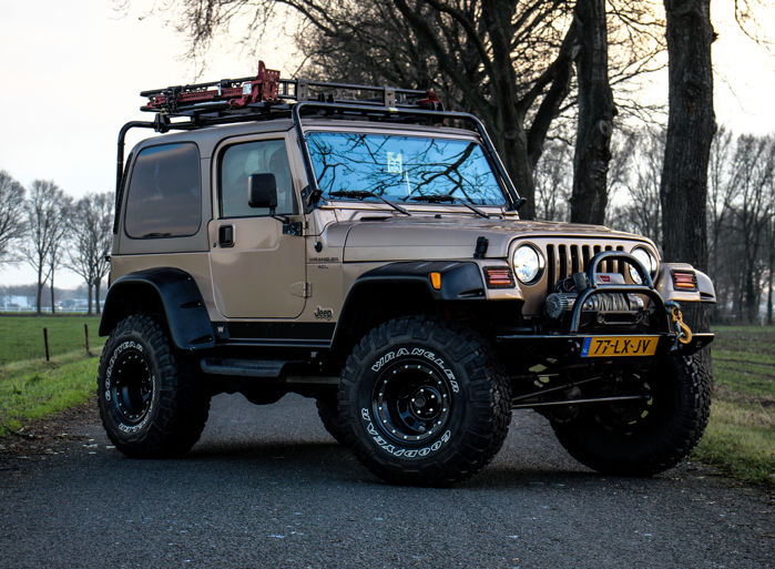 Jeep - Wrangler 4.0 V6 Safari Special Edition 4X