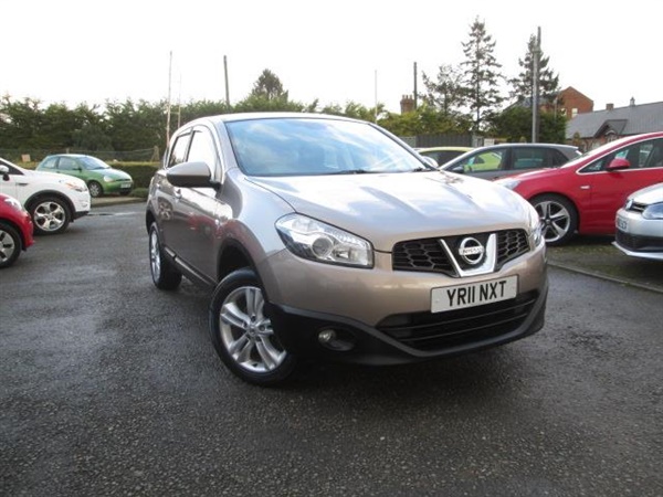 Nissan Qashqai ] Acenta 5dr  Miles