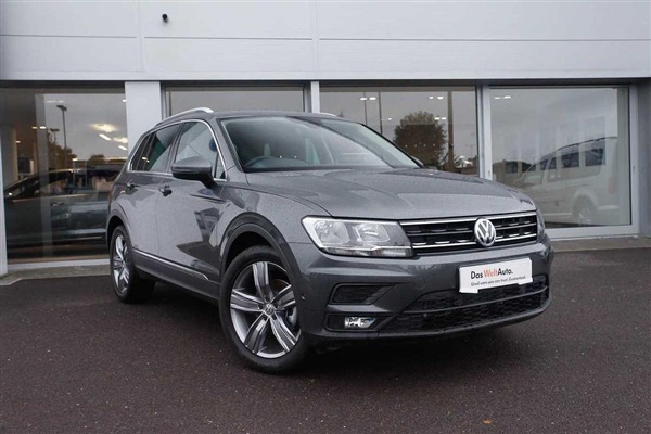 Volkswagen Tiguan 2.0 TDI (150ps) Match SCR Towbar, winter