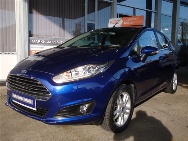 Ford Fiesta ZETEC dr 2 Owners Full Ford Service