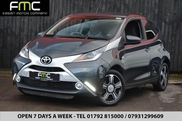 Toyota Aygo 1.0 VVT-I X-CLUSIV 2 5d 69 BHP