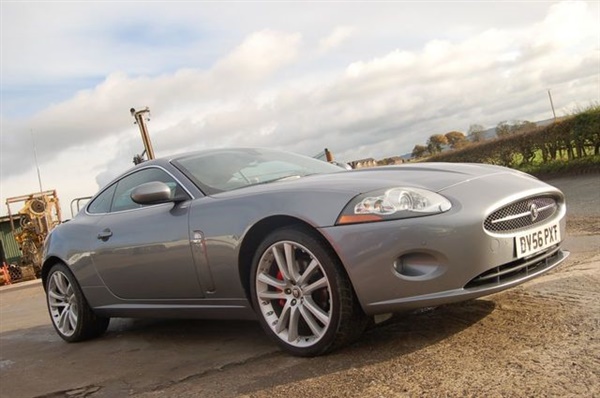 Jaguar XK 4.2 COUPE 2d AUTO 294 BHP