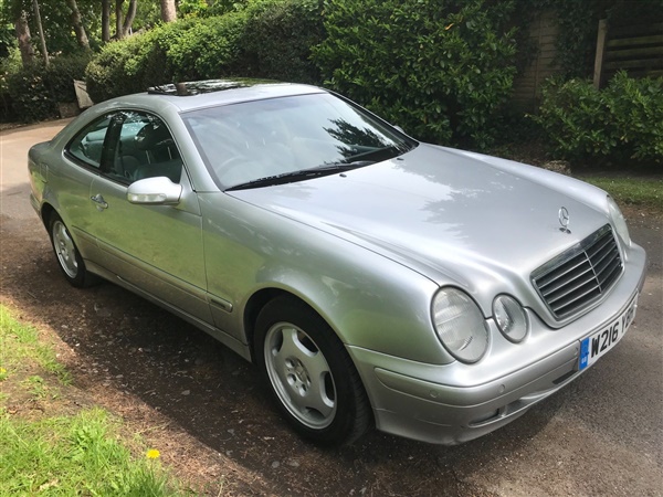 Mercedes-Benz CLK 3.2 CLK320 Elegance 2dr Auto