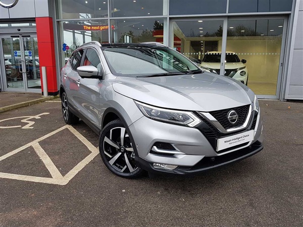 Nissan Qashqai 1.3 DIG-T (160ps) Tekna Auto