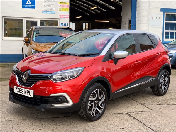 Renault Captur 0.9 TCE 90 Iconic DELIVERY MILES, SEPTEMBER