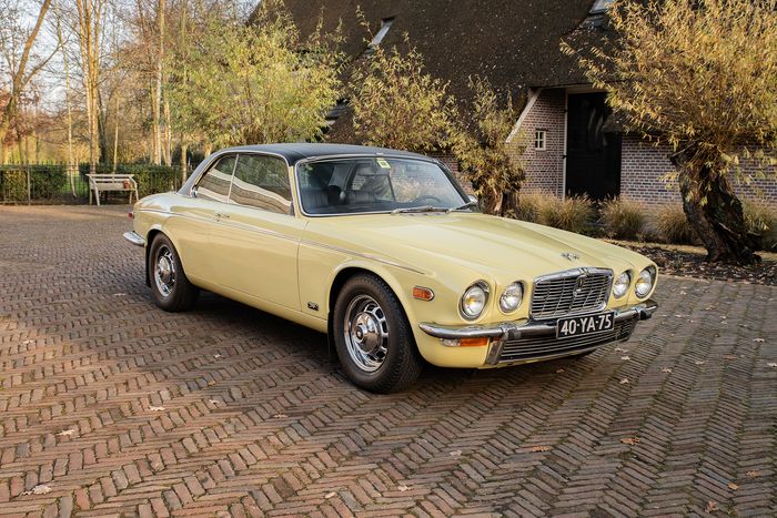 Jaguar - XJ 12 Coupe - 