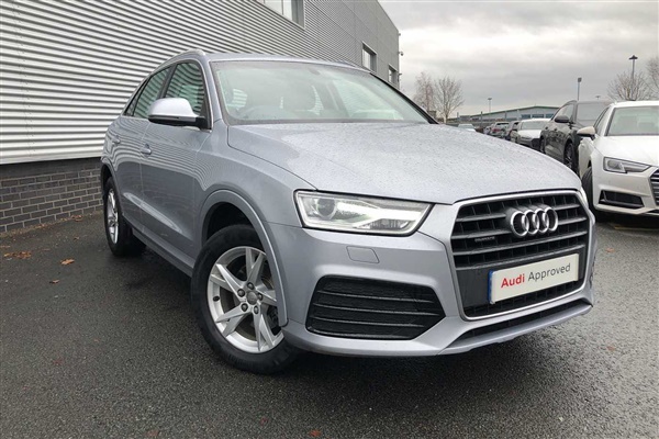 Audi Q3 Sport 2.0 TFSI quattro 180 PS S tronic Auto