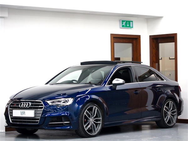 Audi S3 2.0 TFSI S Tronic quattro (s/s) 4dr Auto