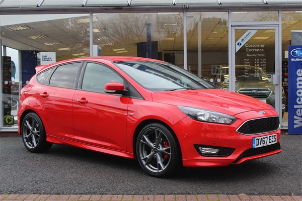 Ford Focus 1.0T EcoBoost ST-Line X Auto (s/s) 5dr