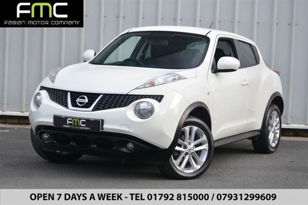 Nissan Juke 1.6 ACENTA PREMIUM 5d 117 BHP