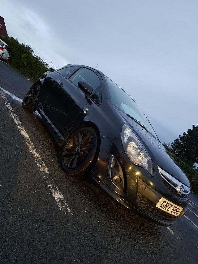 Great looking limited edition sporty Corsa in top condition