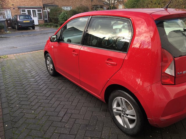 Seat Mii 1.0L  manual 5 door, fsh, pan roof.