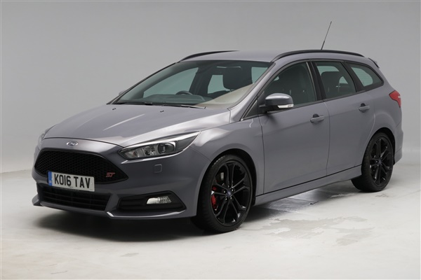 Ford Focus 2.0 TDCi 185 ST-3 Navigation 5dr - 19IN ALLOYS -