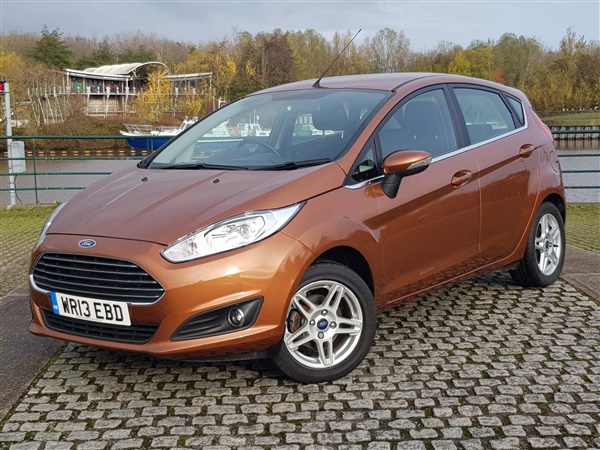 Ford Fiesta 1.0 EcoBoost Zetec (s/s) 5dr