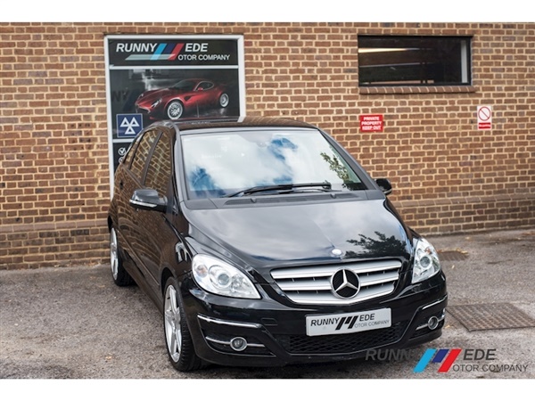 Mercedes-Benz B Class B-Class B200 Cdi Sport Mpv 2.0 Cvt