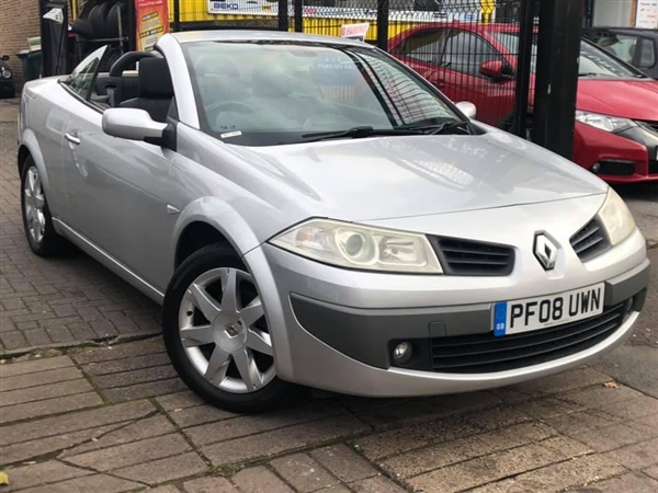 Renault Megane 1.6 VVT Dynamique 2dr