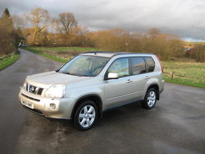 NISSAN X-TRAIL AVENTURA  AUTOMATIC TOP OF THE RANGE