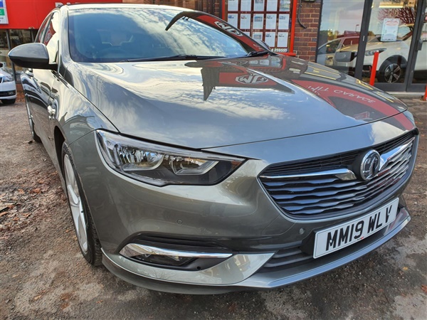 Vauxhall Insignia 1.5T SRi Vx-line Nav 5dr