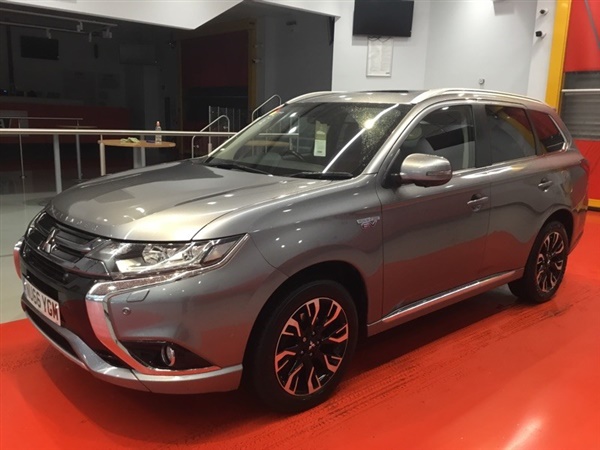 Mitsubishi Outlander 2.0 PHEV GX5hs 5dr Auto - HEATED SEATS